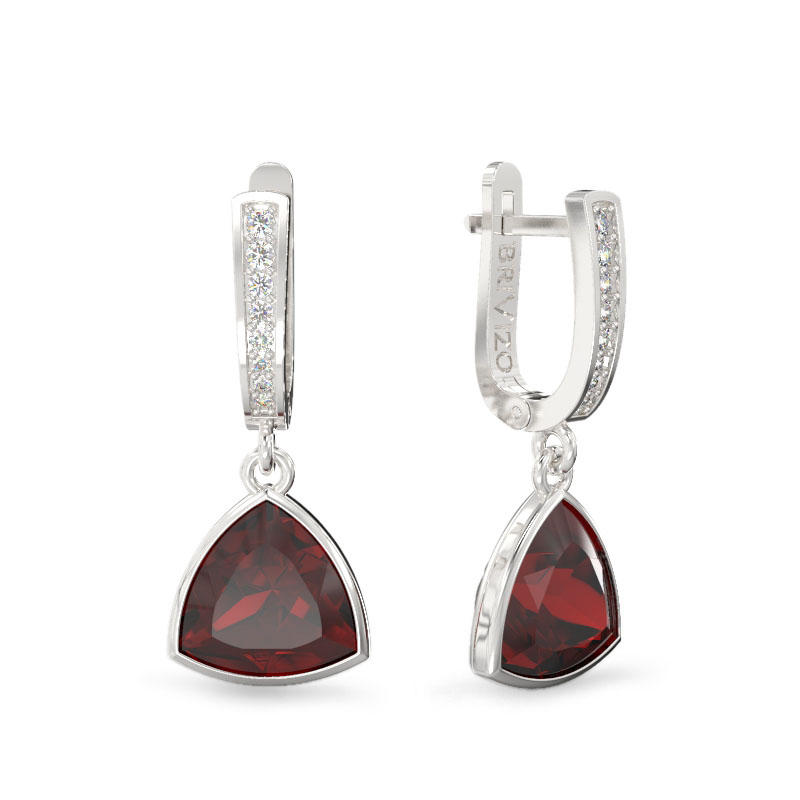 White Gold Elegant Earrings with Trillion Garnet
